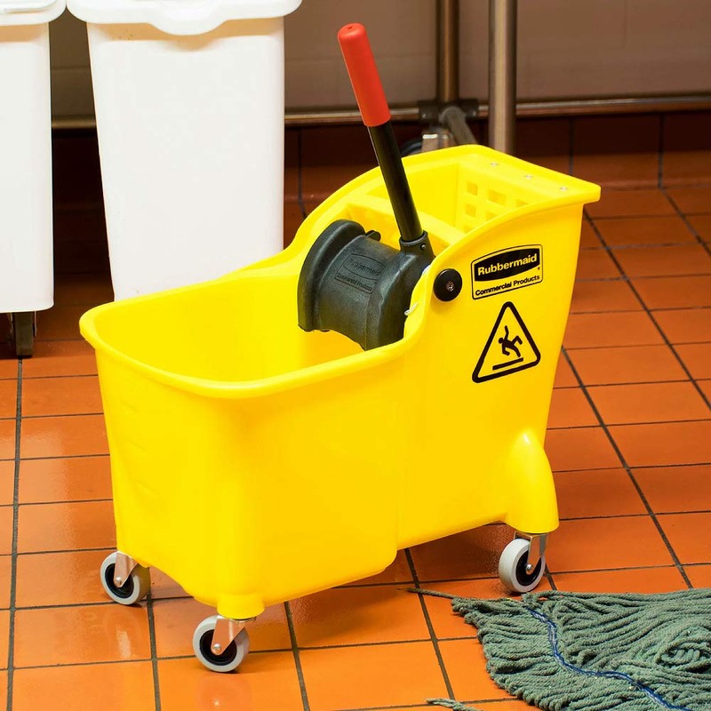 Rubbermaid Commercial Products 31 QT Tandem Mop Bucket and Wringer
