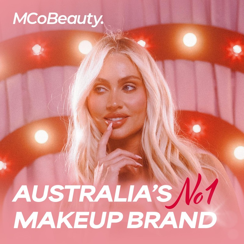 MCoBeauty - Crème Matte Luxe Lipstick - Long-Lasting Hydrating Soft