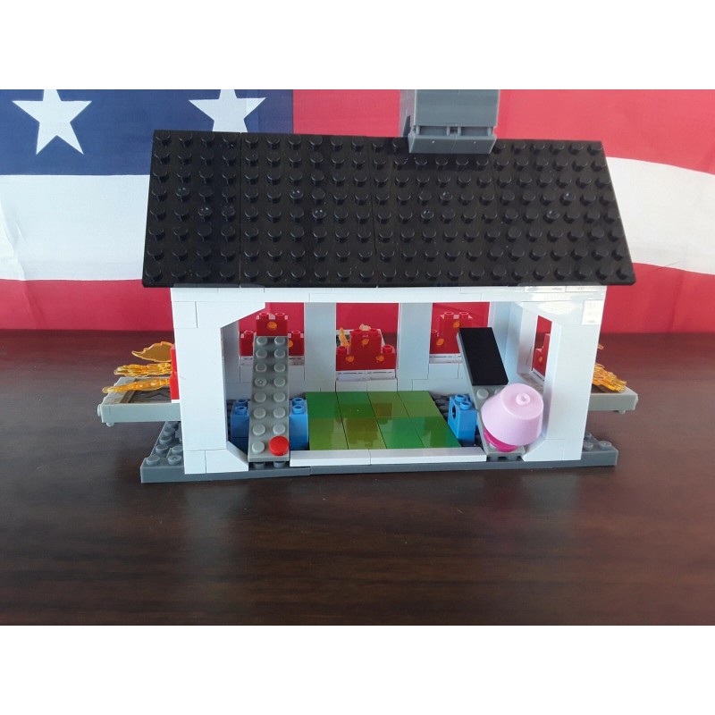 Exploding Kittens Exploding House Construction Set 317pcs New