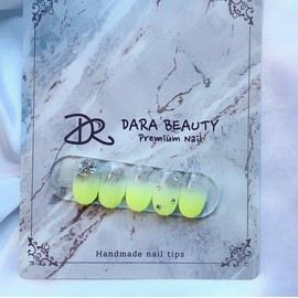 Dara Beauty July Art of the MonthGradient V-Cut Stone❣ - Nail Glue / 다라뷰티 7월 이달의아트그라데이션 브이컷스톤❣ - 네일글루