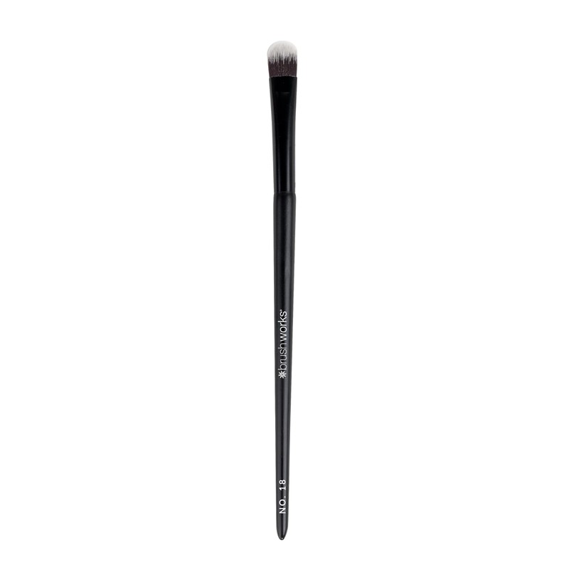 Brushworks No. 18 Flat Eye Brush