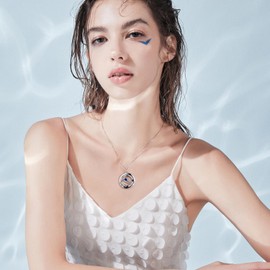 FANCIME Compass Birthstone Necklace for Women Sterling Silver Compass Jewelry Sapphire Pendant September Birthstone Necklace Blue Gemstone Birthday Christmas Gifts for Mom Wife Her