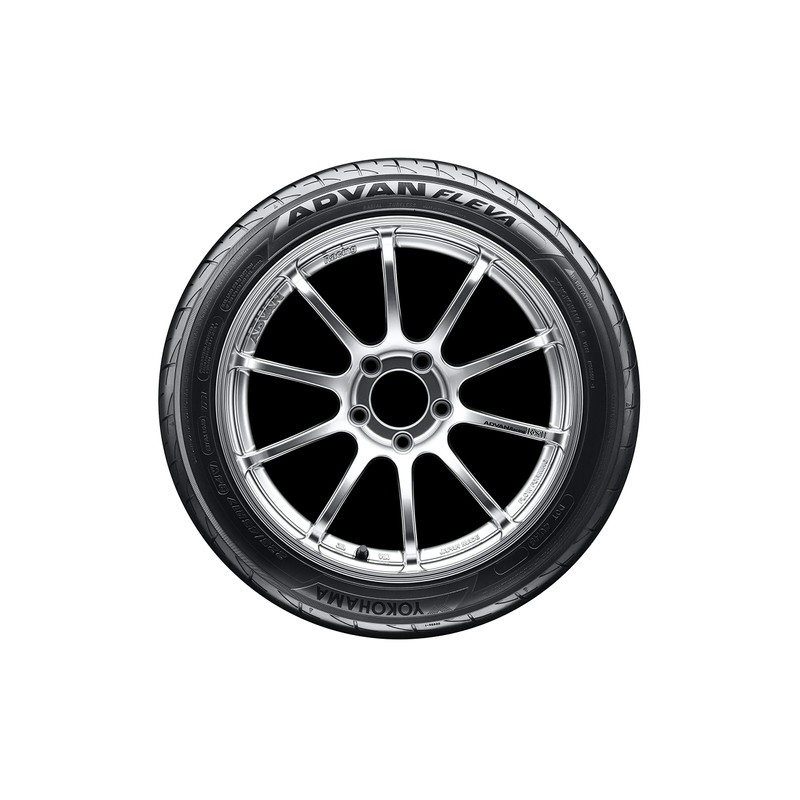 YOKOHAMA ADVAN Fleva V701 225/50R17