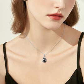 JERWLI Black Onyx Chain Women's Silver 925 Flower Black Onyx Pendant Necklace Onyx Jewellery Gift for Girls Mother, Sterling Silver