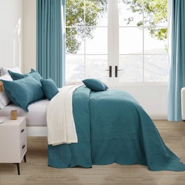 Blythease Oversized King Bedspread 138x122 Extra Wide, Ultrasonic Lightweight Bedding Cover, Paisley Pattern, Reversible, 5 Piece, 100% Microfiber, California/Alaskan King, Lagoon