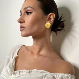 Chunky Gold Earrings for Women Trendy, Hypoallergenic Wavy Button Stud Earrings Trendy Jewelry Gift for Women