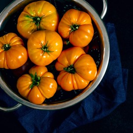 Tomato Seeds - Amana Orange - 250 Mg Packet ~65 Seeds - Solanum lycopersicum - Farm & Garden Vegetable Seeds - Non-GMO, Heirloom, Open Pollinated, Annual