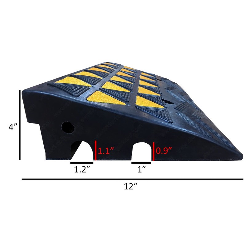 Electriduct Reflective 15 Ton Rubber Curb Ramp 30,000 lbs Capacity