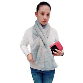 Women's Winter Pull-Through Faux Fur Scarf with Hidden Zipper Pocket (Light Grey)