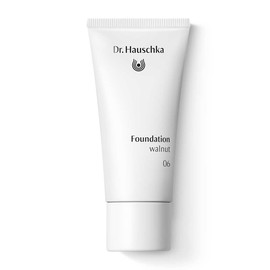 Dr Hauschka Foundation, 06 Walnut 30ml