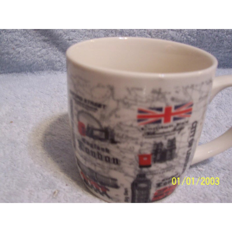 London, England 10 Oz. Mug, Tea Bag Holder & Spoon