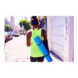 Fms Yoga Mat Sling Harness - Yoga Mat Holder to Easily Carry Mat That Comes in Variety of Colors and Doubles as Stretch Straps (Silver)