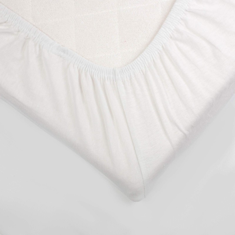 Trois Kilos Sept Mattress Protector