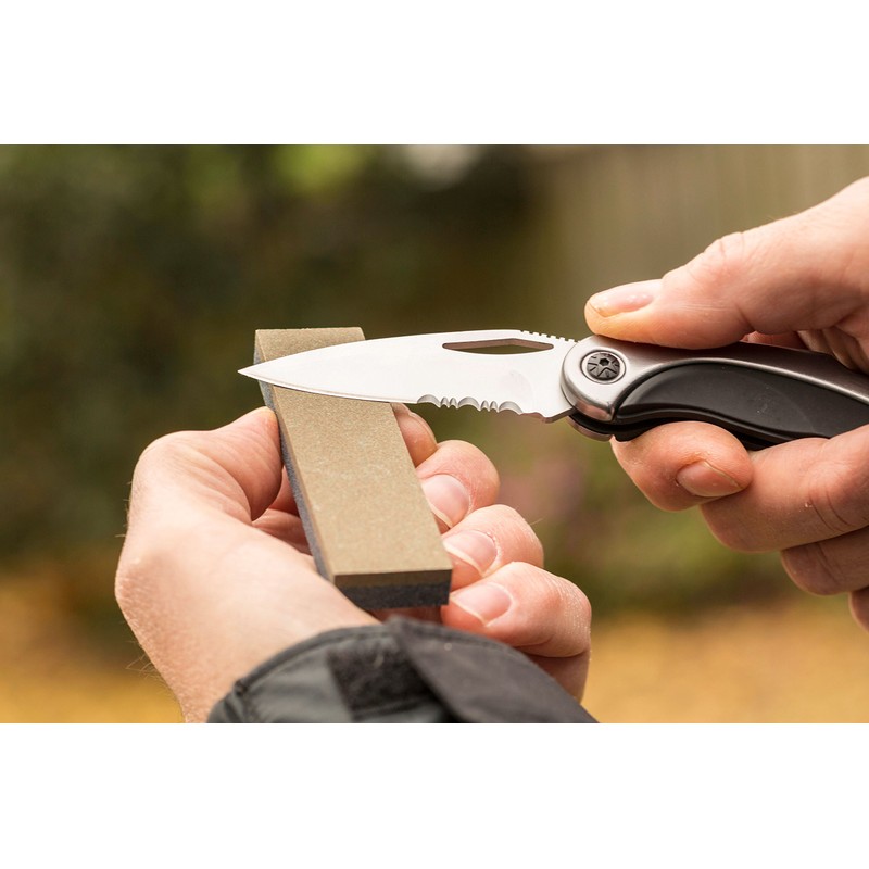 Smith’s 50921 4” Dual Grit Combination Sharpening Stone - Storage