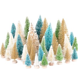 1 x artificial Christmas tree.