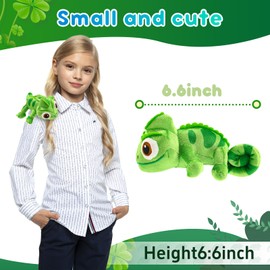 Mejglrc Chameleon Plush Dolls，Girls and Children Chameleon Shoulder Plush，Lizard Cosplay Props Merch Gifts for Women Adults Green