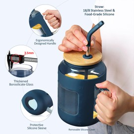 WINSA - Botellas de agua de vidrio de 50 onzas con funda de silicona, vaso de vidrio con tapa y popote, taza de café helado con asa, sin BPA, color azul