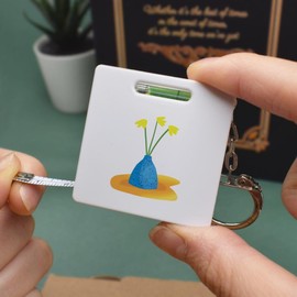 'Daffodils In A Vase' Keyring Tape Measure/Spirit Level Tool (KM00041315)