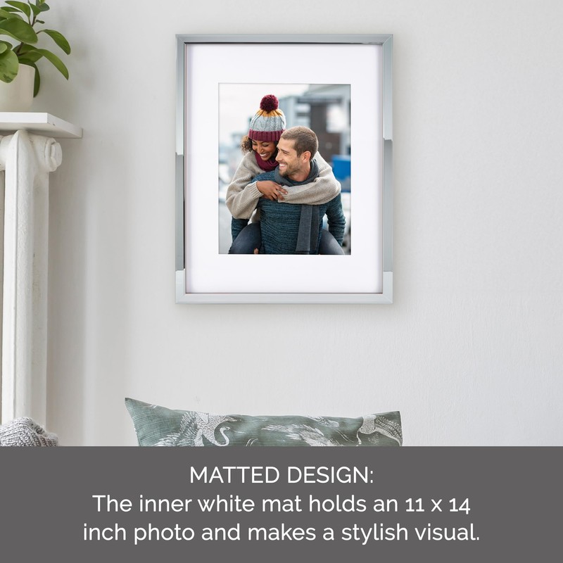 Mikasa Mirror Front with Walnut Sides Portrait Gallery Frame, Displays