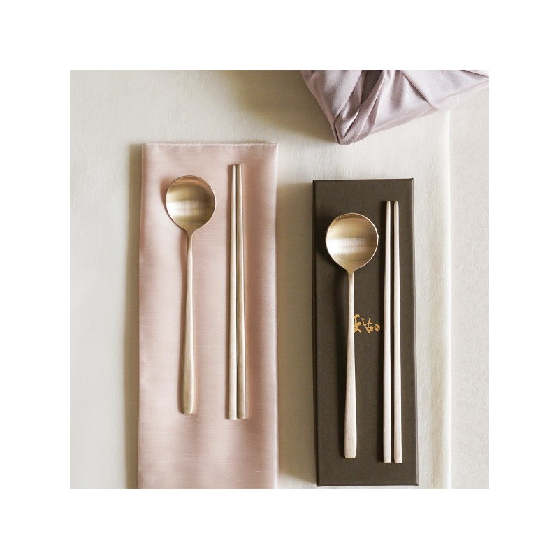 Notdam Bangjja Yugi Dalspoon 2-person quilted spoon holder included /