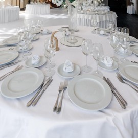 Fitable 6 Pack White Round Table Clothes - 70 Inches in Diameter - Stain Resistant and Washable Tablecloths, Polyester Fabric Table Covers for Wedding, Party, Banquet, Gathering