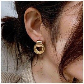 Aneneiceera Vintage Layered Circle Hoop Earrings Gold Chunky Hoop Dangle Earrings C Shape Hoop Stud Earrings Punk Hoop Circle Geometric Statement Earrings Jewellery for Women and Girls