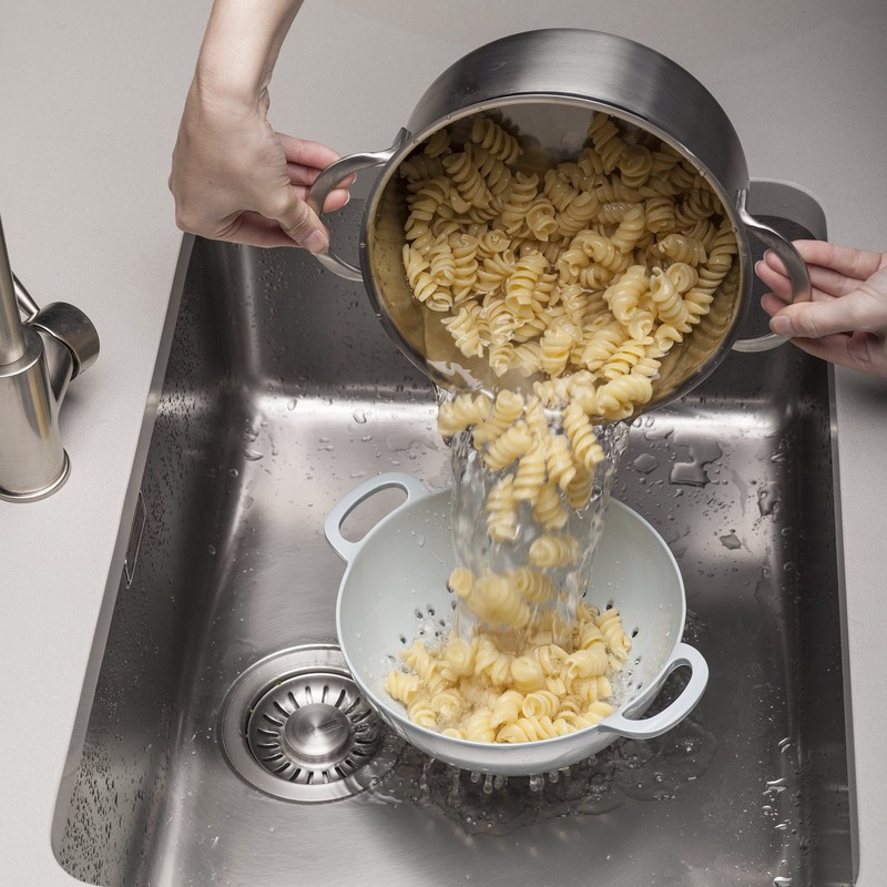 Zeal G210B Melamine Colander/Strainer (20cm) -Duck Egg Blue