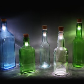 Suck UK Rechargeable Cork LED Bottle Lights - USB White Color Light for Wine Bottles & Jars Mood - Unique Home Decor - Recycle Empty Bottles to Party Lights - Novelty Gift for Light Lovers - 1 Pack