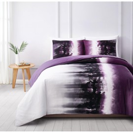 Vince Camuto Mirrea Duvet Set, Full/Queen 92 in x 96 in, White and Purple, 3-Piece Set