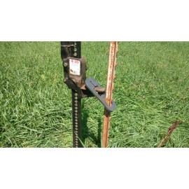 PREMIER INDUSTRIES *NEW - HEAVY DUTY STEEL - T POST PULLER - PLATE ONLY - USE WITH JACK OR LOADER*