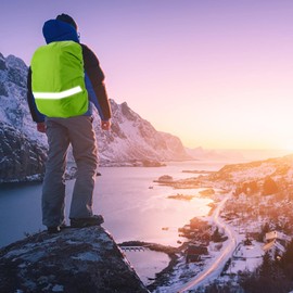 Backpack Rain Cover with Reflective Strip, Waterproof Ultralight Backpack Cover Storage Bags Non-Slip Cross Buckles Suitable for Hiking Survival Cooking Equipment, Green, S