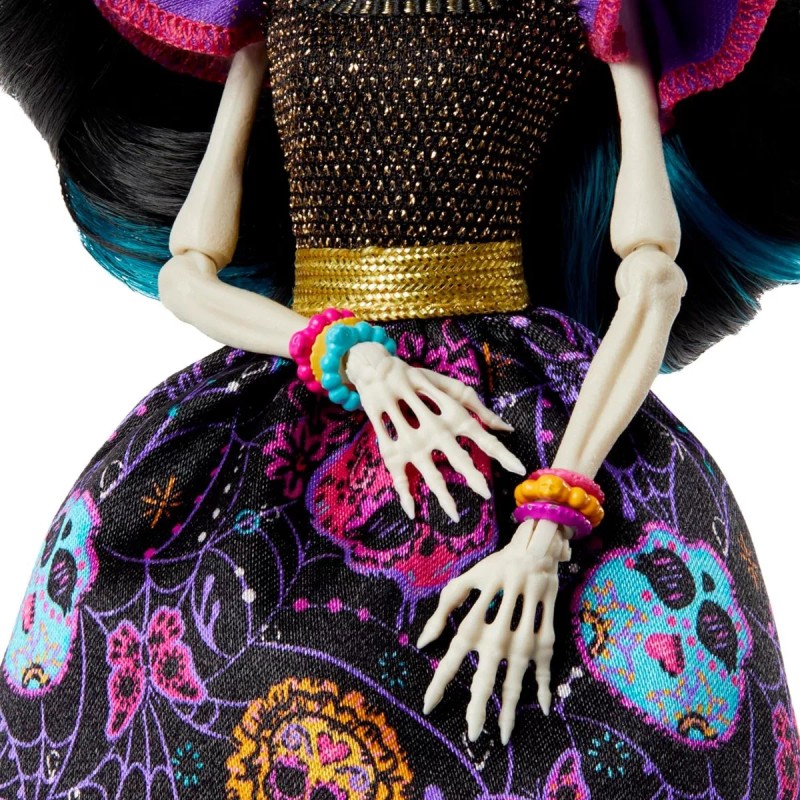 Monster High Muñeca Skelita Calaveras Con Hermoso Vestido