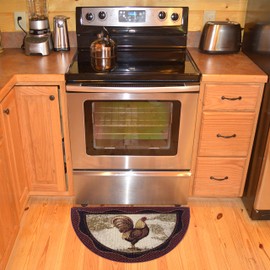 Cozy Cabin Tall Rooster Kitchen Rug, 19"x31" Wedge