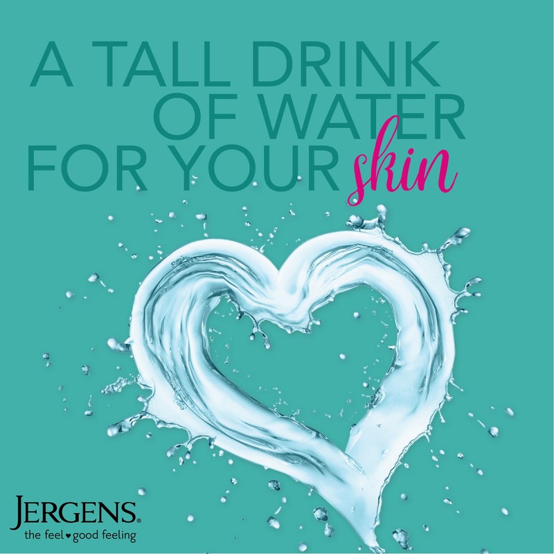 Jergens Daily Moisture Dry Skin Moisturizer, Hand and Body Lotion,