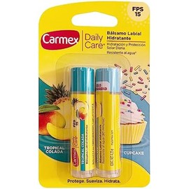 Carmex, Duopack Bálsamo Labial Daily Care Tropicolada  Daily Care Cupcake, Protege y Suaviza, Resiste al Agua, con Protección Solar FPS 15, 2 pz