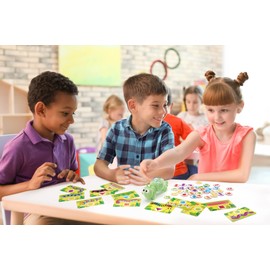 Mattel Games Patty-Pillar Fisher-Price Kids Pre-School Game, Colors, Shapes & Matching with Cards, Tokens & Caterpillar Spinner, 2 to 6 Players, Gift for Kids Ages 3 Years & Older