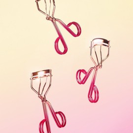 Kiss Me Perfect Two Handle Eyelash Curler / 키스미 퍼펙트 투 핸들 아이래시 뷰러