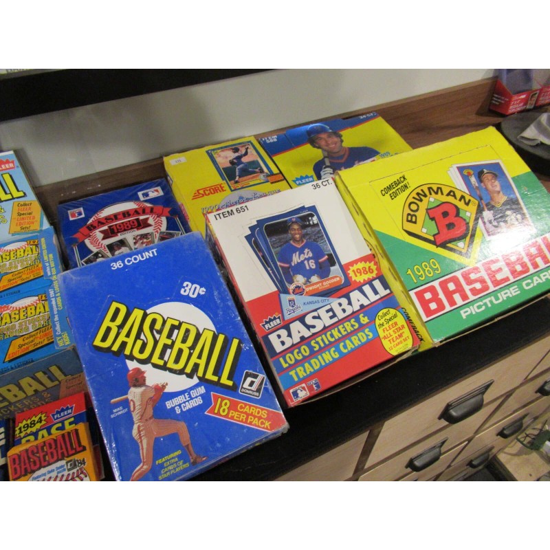 HUGE Lot of 300 Unopened Old Vintage Baseball Cards in