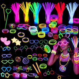 SilverChry 233 pezzi Fluo Party Kit, 100 Braccialetti Luminosi Fluorescenti, Connettori per Bracciali Occhiali Orecchini, Adatti per Decorazioni per Feste, Vacanze, Compleanni e Regali