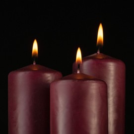 SPAAS Wine Red Pillar Candles - 4 Pack | 2x3” Small Pillar Candles for Lantern Home Décor, Kitchen Decoration, Fireplace, Wedding Aesthetic, Centerpiece | Non Scented Decorative Pillar Candles