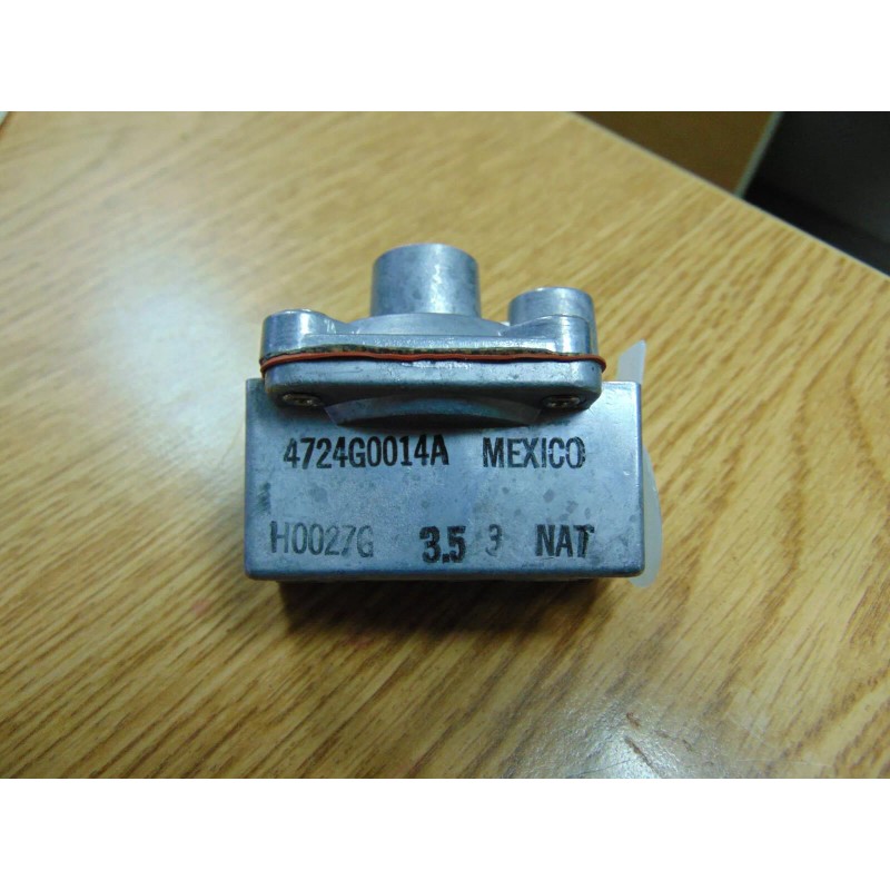 HARPER - WYMAN NATURAL GAS PRESSURE REGULATOR 1/2 3.5