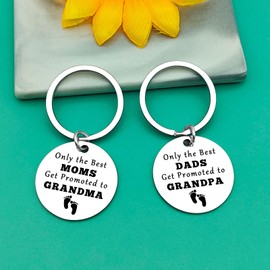 Grandma Grandpa to Be Keyring Gift First Time Grandma Gift Pregnancy Announcement Gift for Grandparents Baby Reveal Gift for Grandma New Grandparent Gift Promoted to Grandma Grandpa Gift Keyring