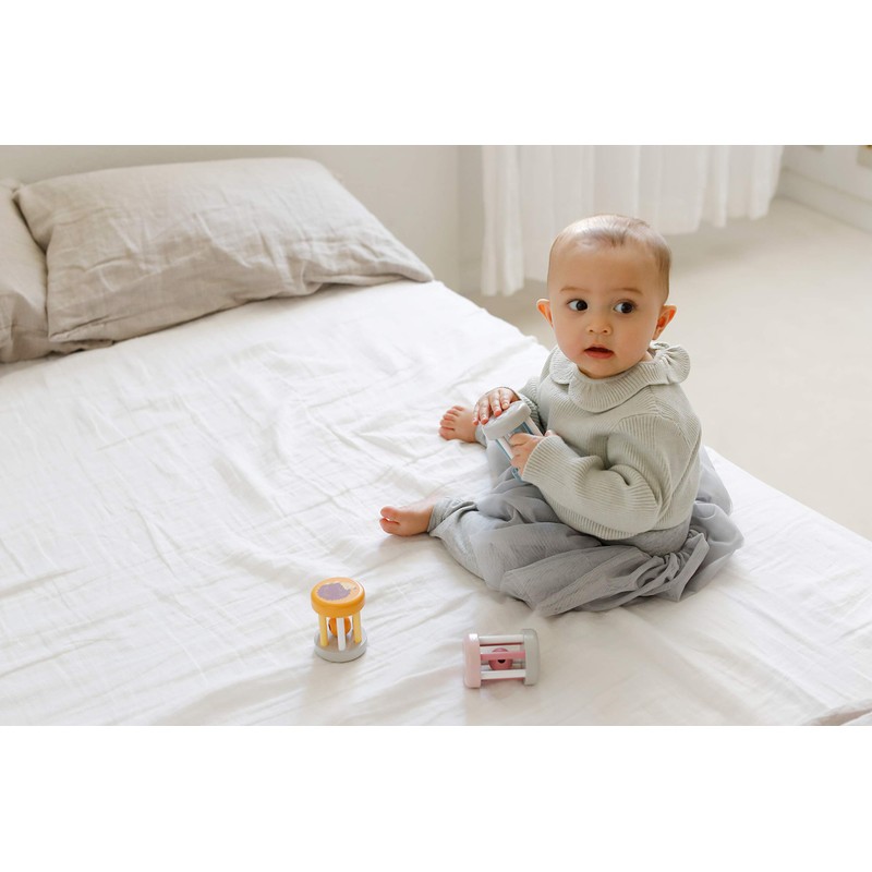 PolarB Polar Bee Rattle Hedgehog TYPR44021C