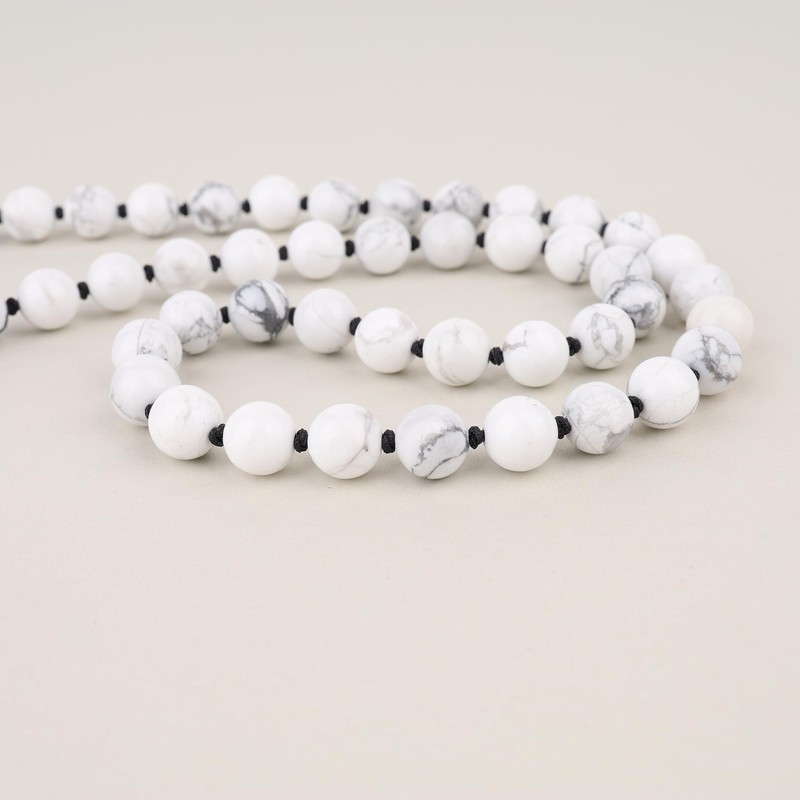 GAVU Handmade White Holwith Stone Beads Necklace for Men 50