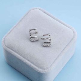 Erimberate Bohemian Climber Claw Earring Crystal Cuff Earrings Retro Cz Hoop Earrings Silver Ear Crawler Earring Multi Hoop Stud Earrings Jewelry for Women and Girls (Silver)