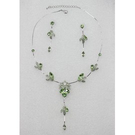 Faship Gorgeous Green Crystal Necklace Earrings Set - Green/Peridot
