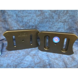 Unbranded  SKID SHOE 2-3/4" SLOT SPACING FOR 5/16 FASTENERS SET OF 2 IN BLACK!!!