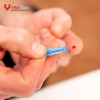 VitalCare Lancetas Universales con 100 Piezas Azules Vitalchek