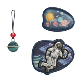 Step by Step Magic Mags Star Astronaut Cosmo, Blue/Grey, Set of 3, 2 Magnetic Badges and 1 Charm, Accessory for School Bag or Nursery Backpack