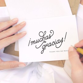 Bliss Collections Thank You Cards with Envelopes, Pack of 25, 4x6 Folded, Tented, Bulk, Muchas Gracias Design Perfect for Wedding, Bridal Shower, Baby Shower, Birthday, Funeral or Just to Say Thanks